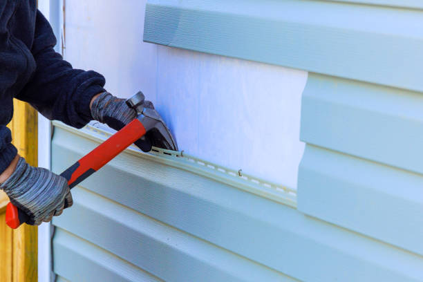 Reliable Emergency Siding Repair contractor in Jacksonville, NC by Squared Siding